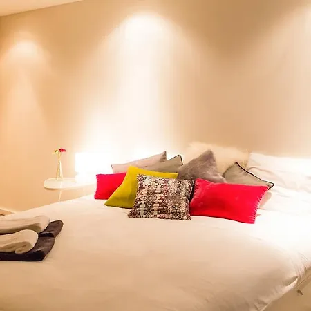 Urban Flat Apartment